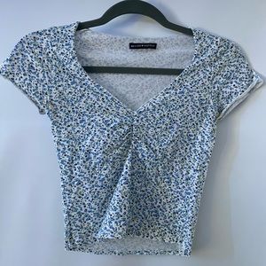 Brandy Melville Gina floral top